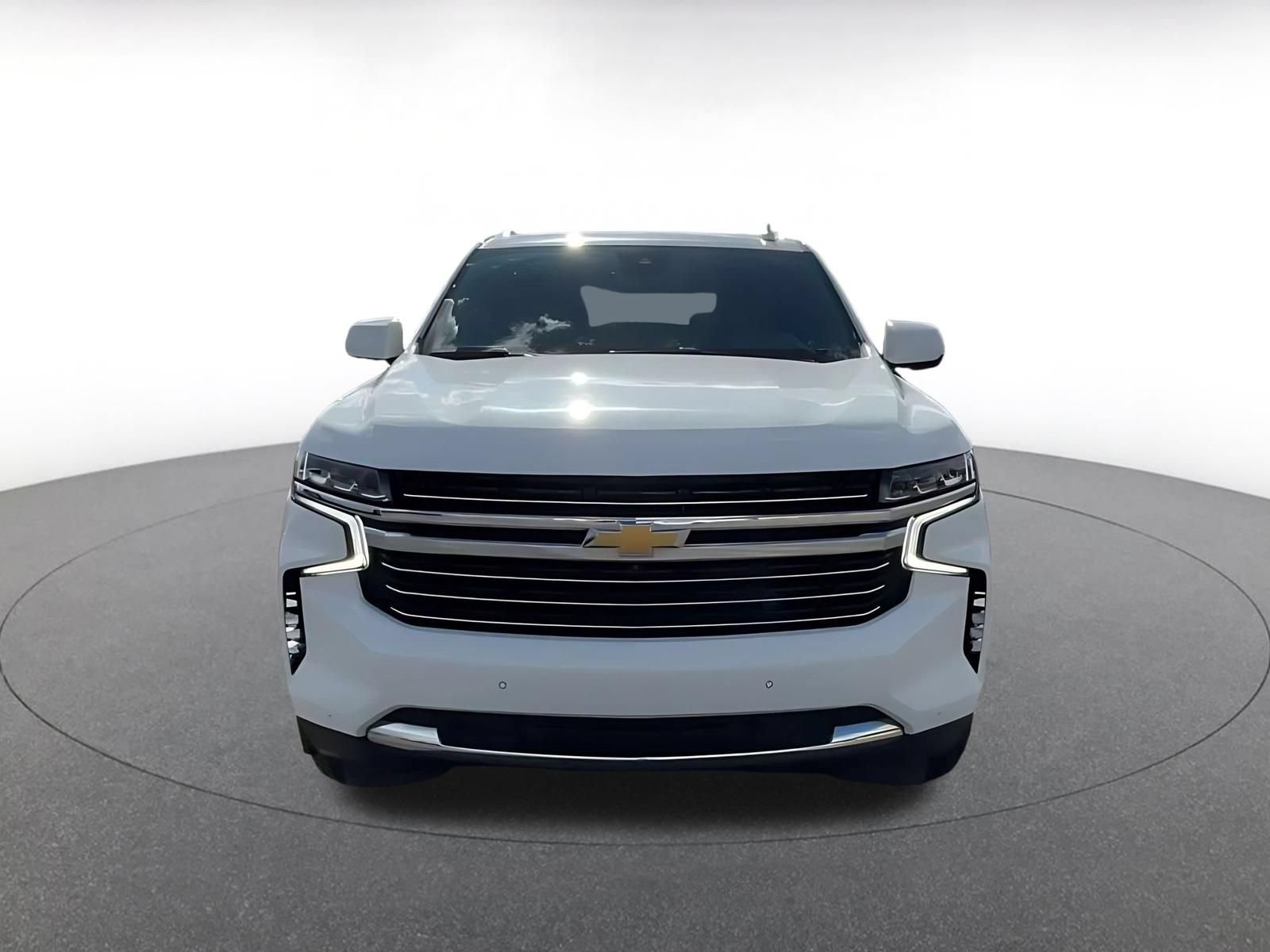 Used 2023 Chevrolet Tahoe LT w/ Luxury Package AWD/4WD image 4
