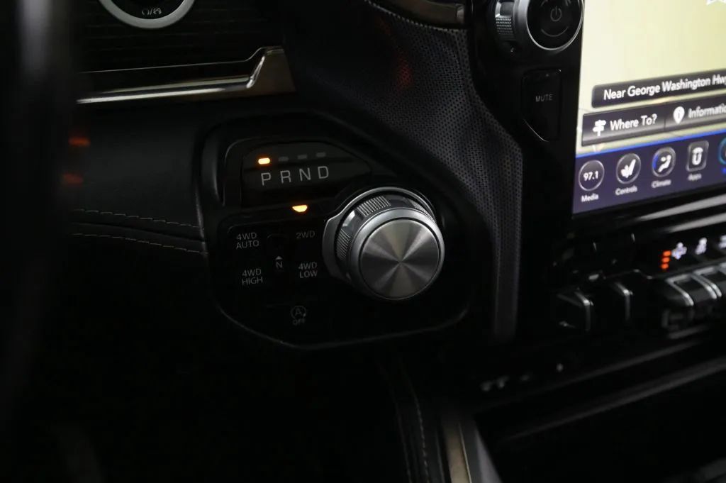 Used 2019 RAM 1500 Limited AWD/4WD image 32