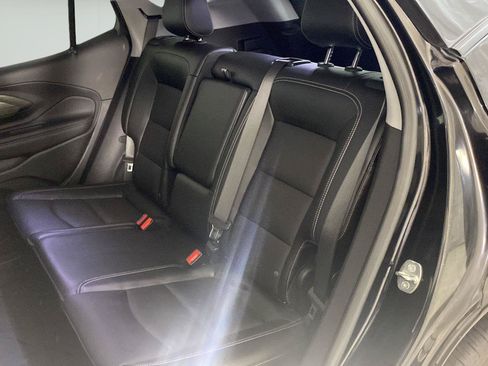 Used 2023 GMC Terrain SLT w/ LPO, Floor Liner Package FWD image 44