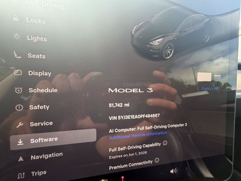 Used 2023 Tesla Model 3 Standard Range RWD image 15