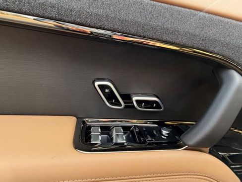 New 2026 Land Rover Range Rover Sport SE image 11