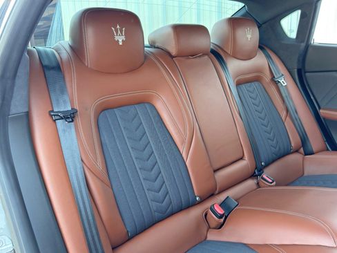 Used 2017 Maserati Quattroporte S GranLusso image 37