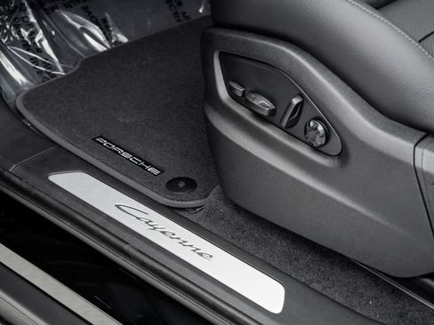 New 2026 Porsche Cayenne AWD/4WD image 11
