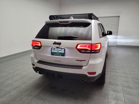 Used 2020 Jeep Grand Cherokee Trailhawk w/ Trailhawk Luxury Group AWD/4WD image 7