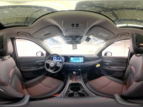 New 2025 Nissan Kicks SR w/ SR Premium Package FWD image 78