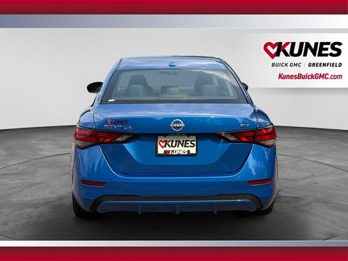 Used 2024 Nissan Sentra SV FWD image 9