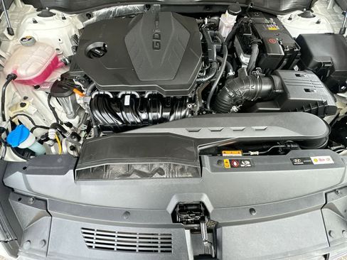 Used 2023 Hyundai Sonata SE FWD image 12