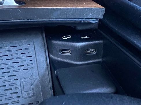 Used 2020 Mercedes-Benz GLE 350 4MATIC image 26