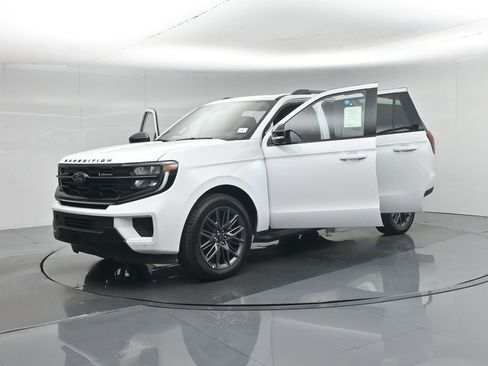 New 2026 Ford Expedition Max Platinum image 34