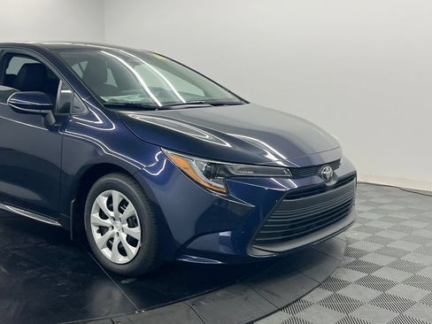 Used 2026 Toyota Corolla LE FWD image 8