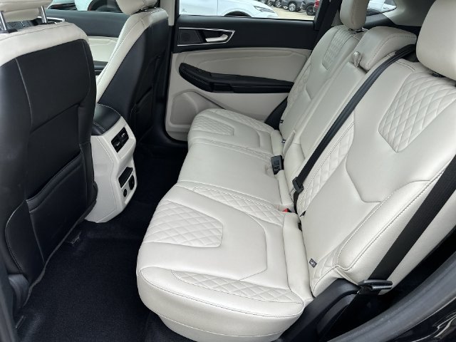 Used 2024 Ford Edge Titanium w/ Class II Trailer Tow Package AWD/4WD image 27