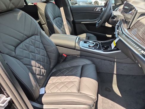New 2026 BMW X5 xDrive40i w/ M Sport Package AWD/4WD image 35