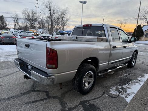Used 2004 Dodge Ram 1500 Truck ST w/ ST Value Group image 9