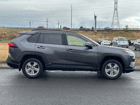 Used 2025 Toyota RAV4 XLE w/ Convenience Package AWD/4WD image 2