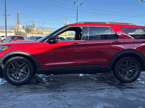 New 2026 Ford Explorer ST w/ Sun And Sound Package image 5
