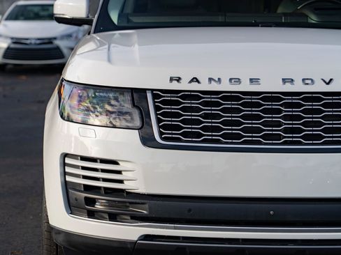 Used 2018 Land Rover Range Rover Supercharged AWD/4WD image 23