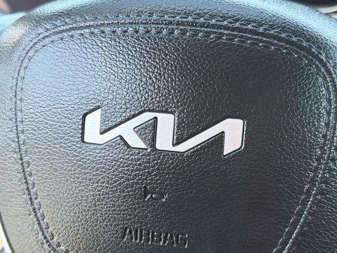 Used 2023 Kia Telluride SX image 23