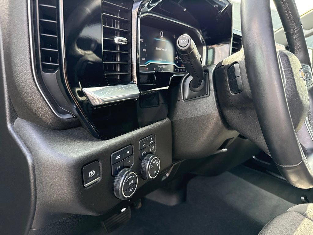 Certified 2024 Chevrolet Silverado 1500 LT AWD/4WD image 15