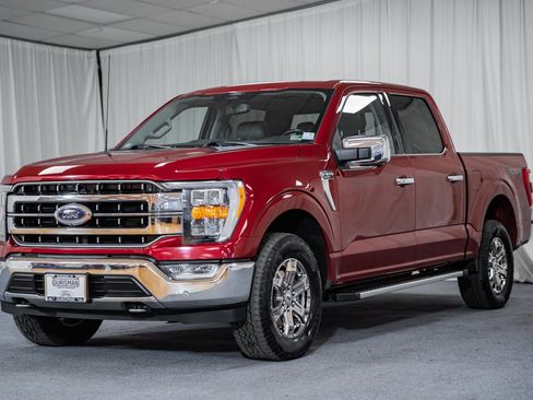 Used 2022 Ford F150 Lariat image 3