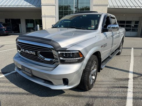 Used 2017 RAM 1500 Limited AWD/4WD image 2