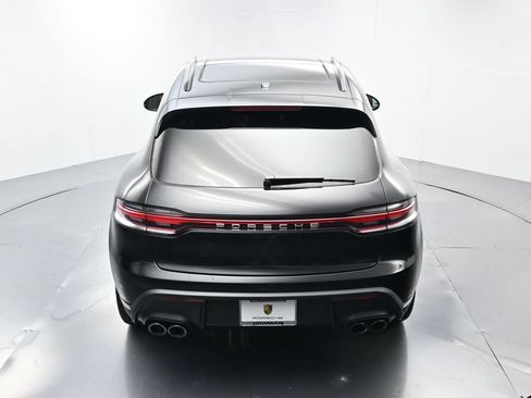 Certified 2026 Porsche Macan AWD/4WD image 37