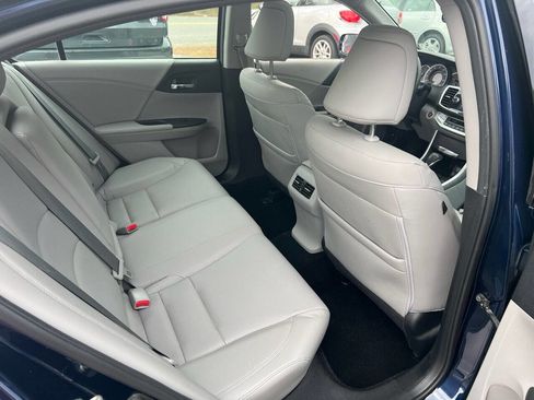 Used 2015 Honda Accord EX-L image 15