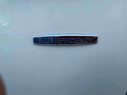 Used 2012 Mercedes-Benz E 350 Sedan image 3