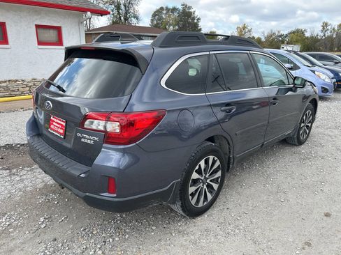 Used 2017 Subaru Outback 2.5i Limited image 3