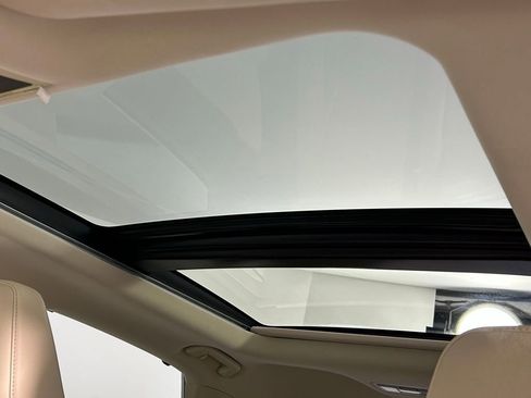 Used 2022 Lexus RX 350 350 w/ Luxury Package image 34