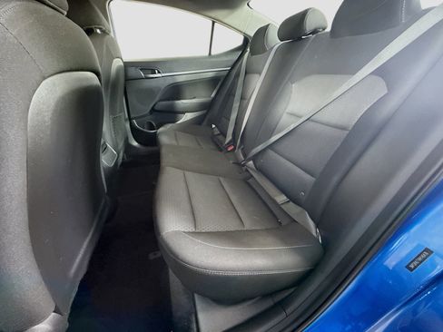 Used 2017 Hyundai Elantra Value Edition w/ Cargo Package image 25