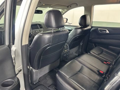 Used 2020 Nissan Pathfinder SL AWD/4WD image 21