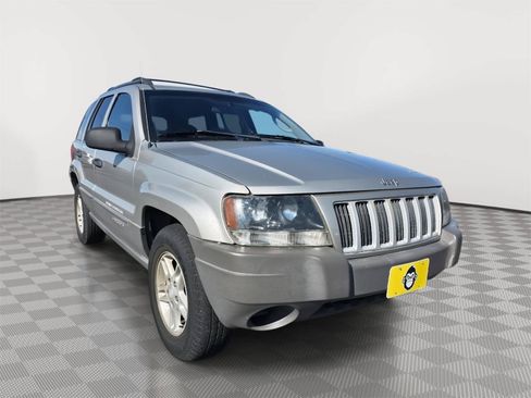 Used 2004 Jeep Grand Cherokee Laredo w/ Convenience Group RWD image 3