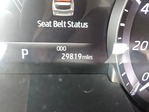 Used 2023 Toyota Highlander XLE FWD image 17
