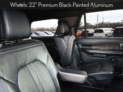 Used 2019 Ford Expedition Limited w/ Texas Edition Package image 30