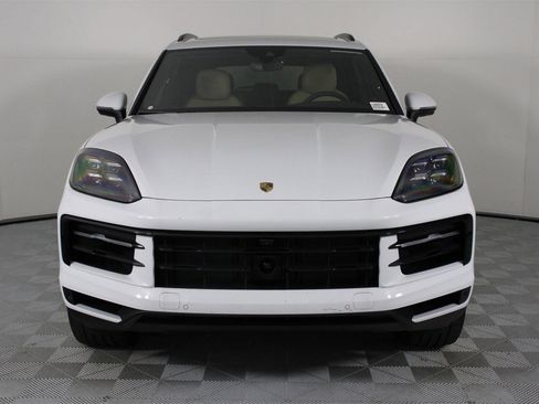 New 2026 Porsche Cayenne image 10