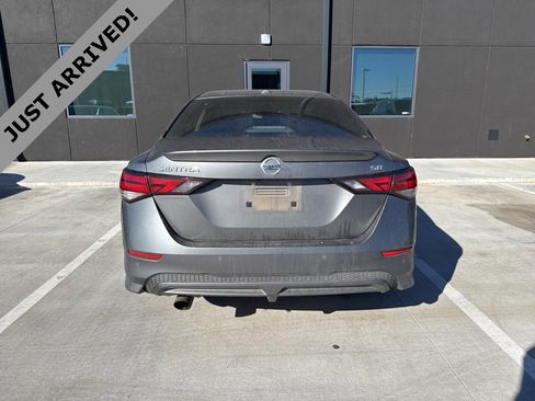 Used 2020 Nissan Sentra SR image 6