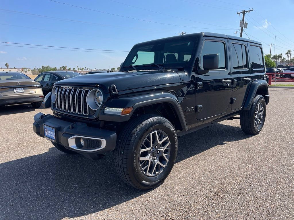 Used 2025 Jeep Wrangler Unlimited Sahara AWD/4WD image 3