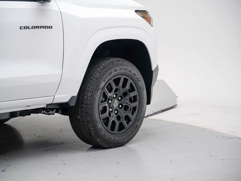 New 2026 Chevrolet Colorado W/T w/ WT Custom Package RWD image 8
