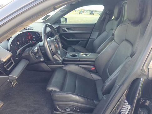 Used 2020 Porsche Taycan Turbo S image 7