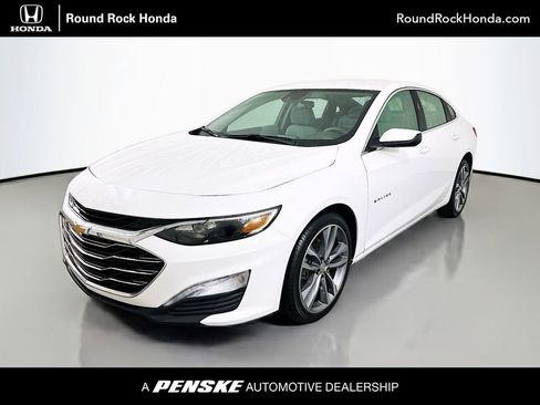 Used 2025 Chevrolet Malibu LT FWD image 1