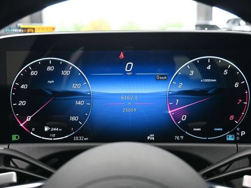 Used 2025 Mercedes-Benz E 350 Sedan image 31