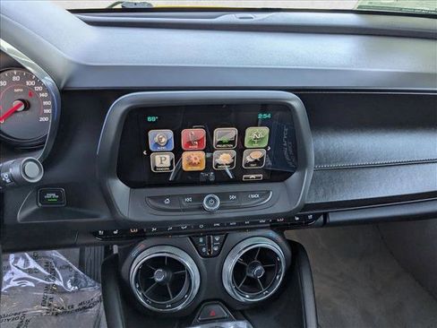 Used 2016 Chevrolet Camaro SS image 14