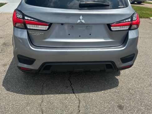 Used 2024 Mitsubishi Outlander Sport ES AWD/4WD image 4