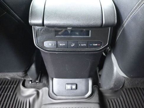 Used 2021 Toyota Highlander XSE FWD image 27