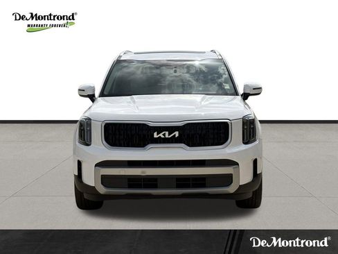 Used 2023 Kia Telluride EX w/ EX Captain's Chair Package AWD/4WD image 2