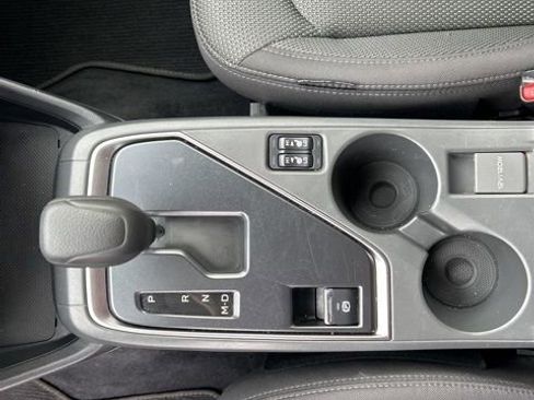 Used 2024 Subaru Crosstrek 2.0i Premium image 16