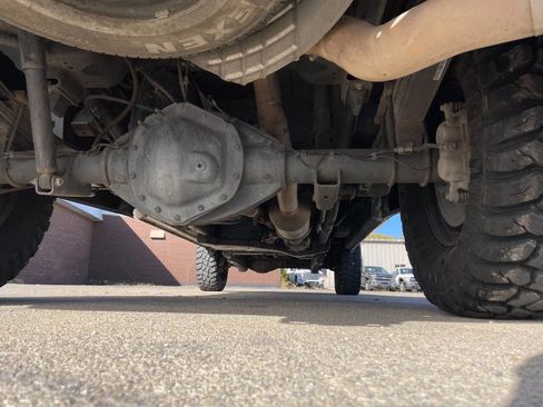 Used 2016 RAM 3500 Tradesman w/ Chrome Appearance Group image 14