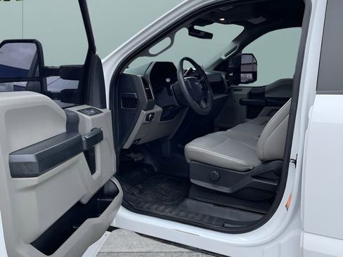 Used 2022 Ford F350 XL w/ STX Appearance Package AWD/4WD image 11