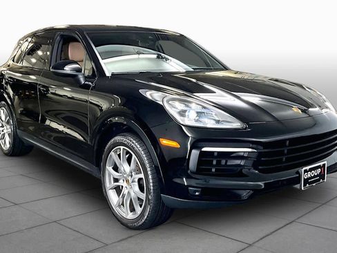 Used 2021 Porsche Cayenne AWD/4WD image 3