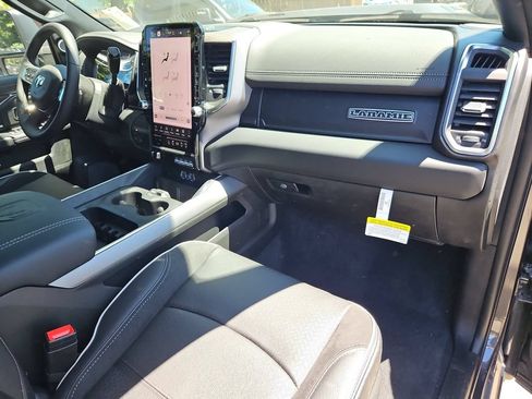New 2026 RAM 3500 Laramie AWD/4WD image 17